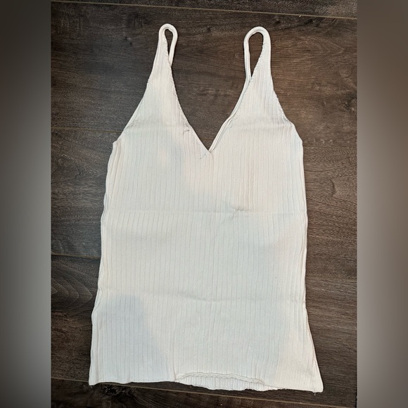 H&M Knitted Tank - Picture 3 of 3